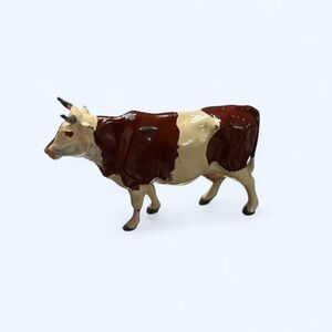 Vintage England Britain Miniature Collectible Cow